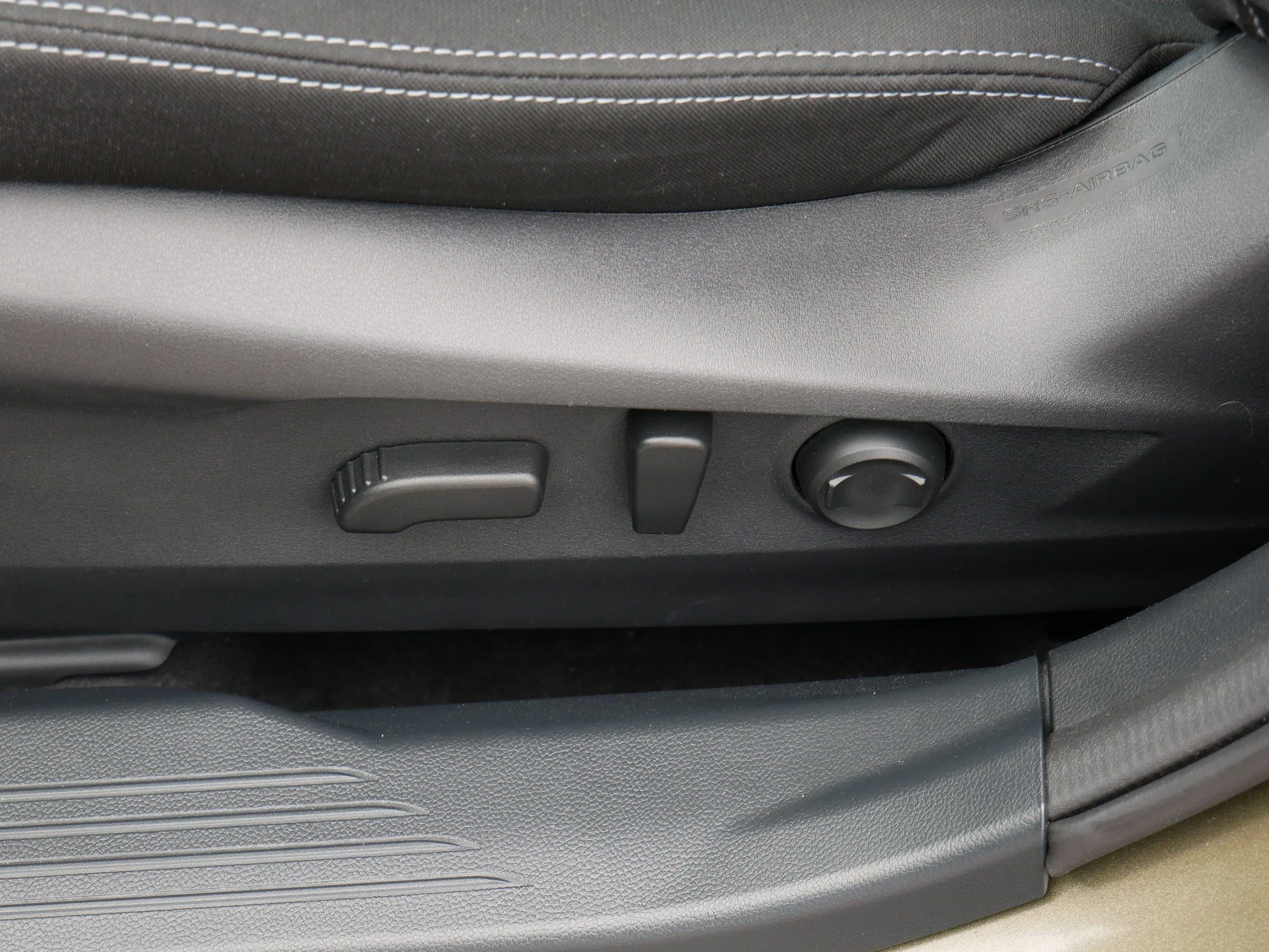 Used 2024 Autumn Green Metallic Subaru Premium image 19