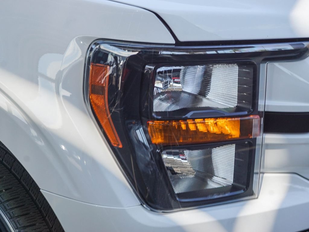 Used 2023 White Ford XL image 11