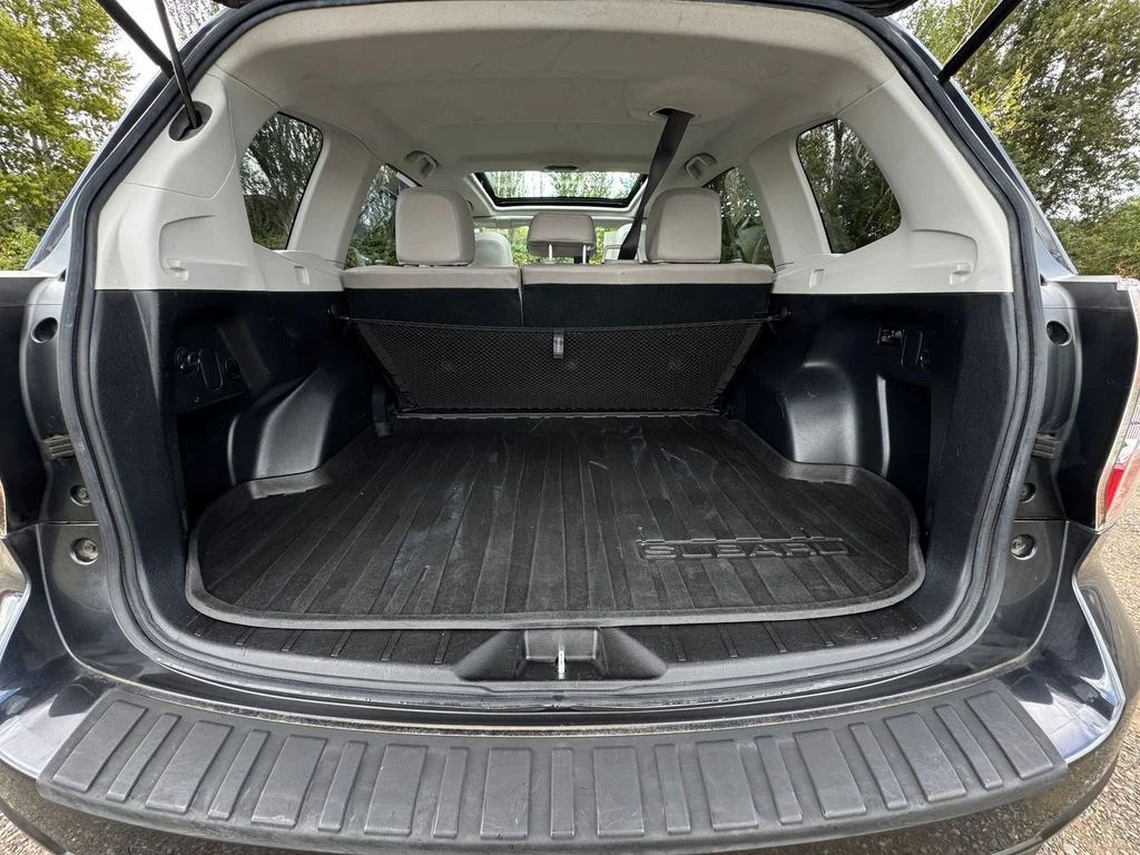 Used 2014 Gray Subaru 2.5i Limited image 10