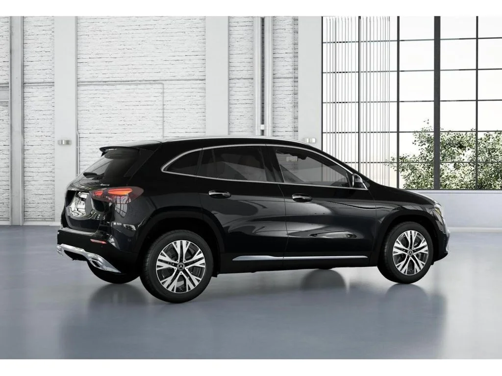 New 2026 Black Mercedes-Benz GLA 250 image 19