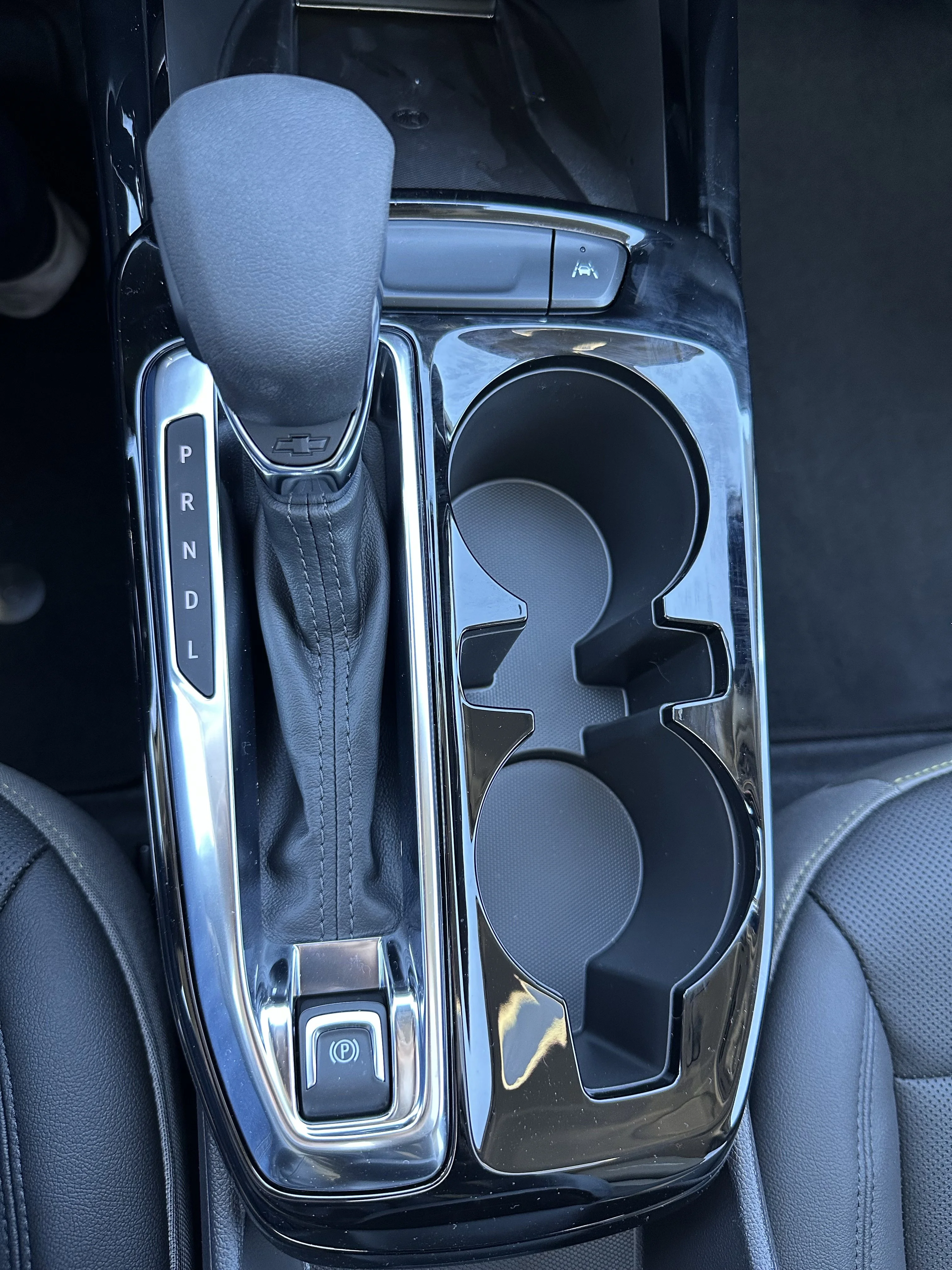 New 2026 Mosaic Black Metallic Chevrolet ACTIV image 20