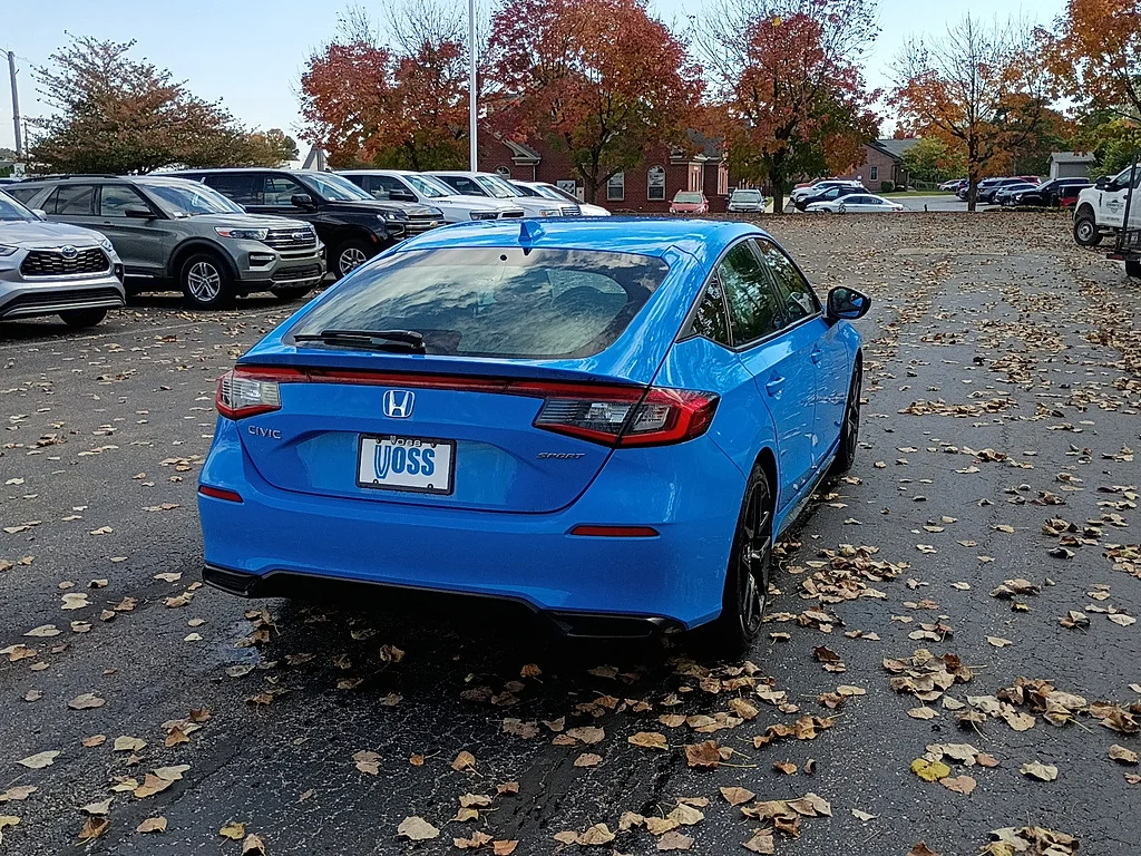 2024 Honda Civic Hatchback Sport, photo 2 of 12