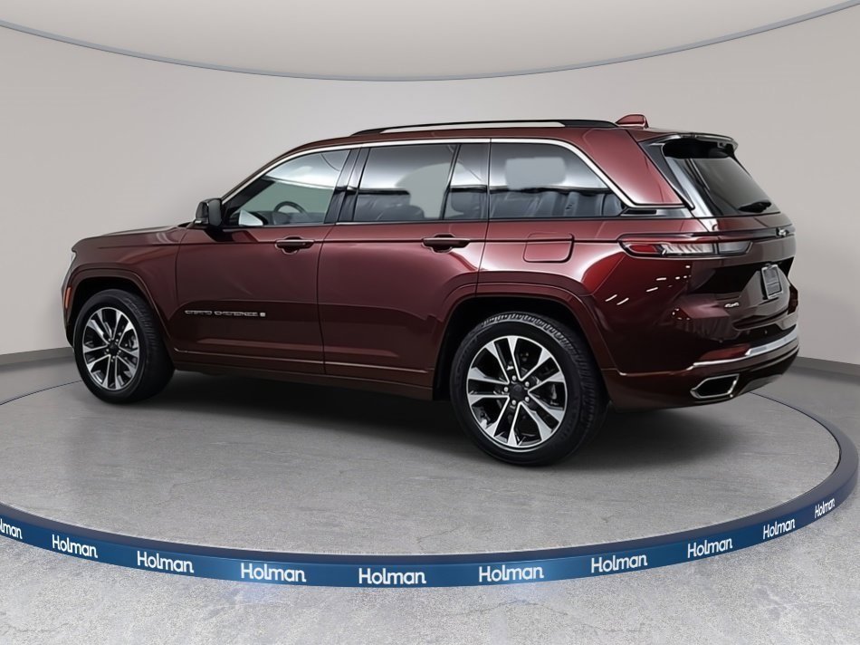 2022 Jeep Grand Cherokee Overland photo 4