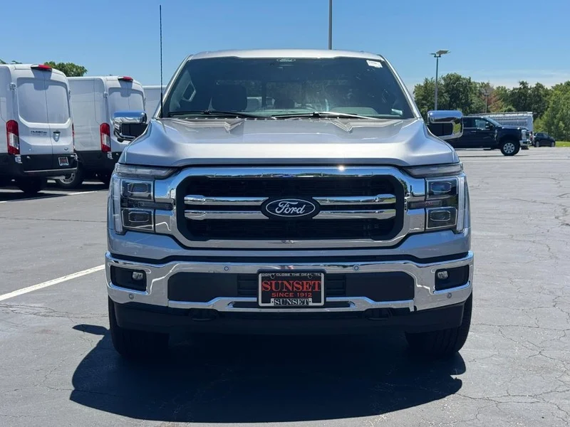 Used 2026 Iconic Silver Metallic Ford LARIAT image 11