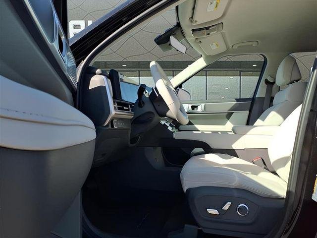 New 2026 Black Hyundai SEL AWD image 11