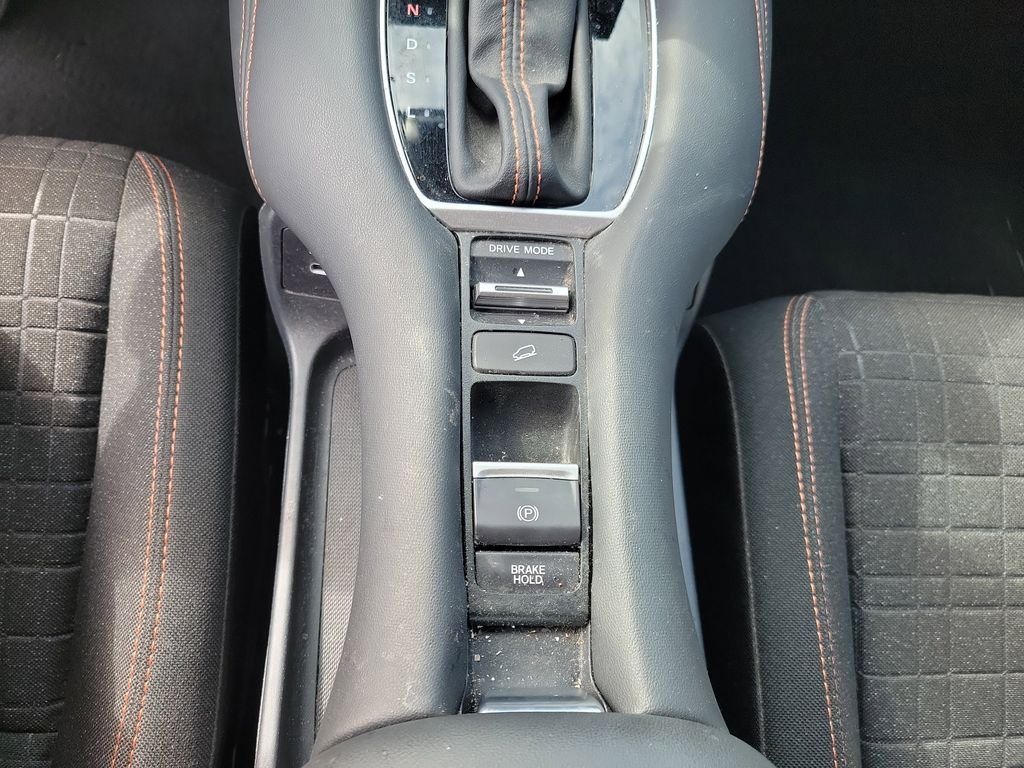 Used 2025  Honda Sport image 32