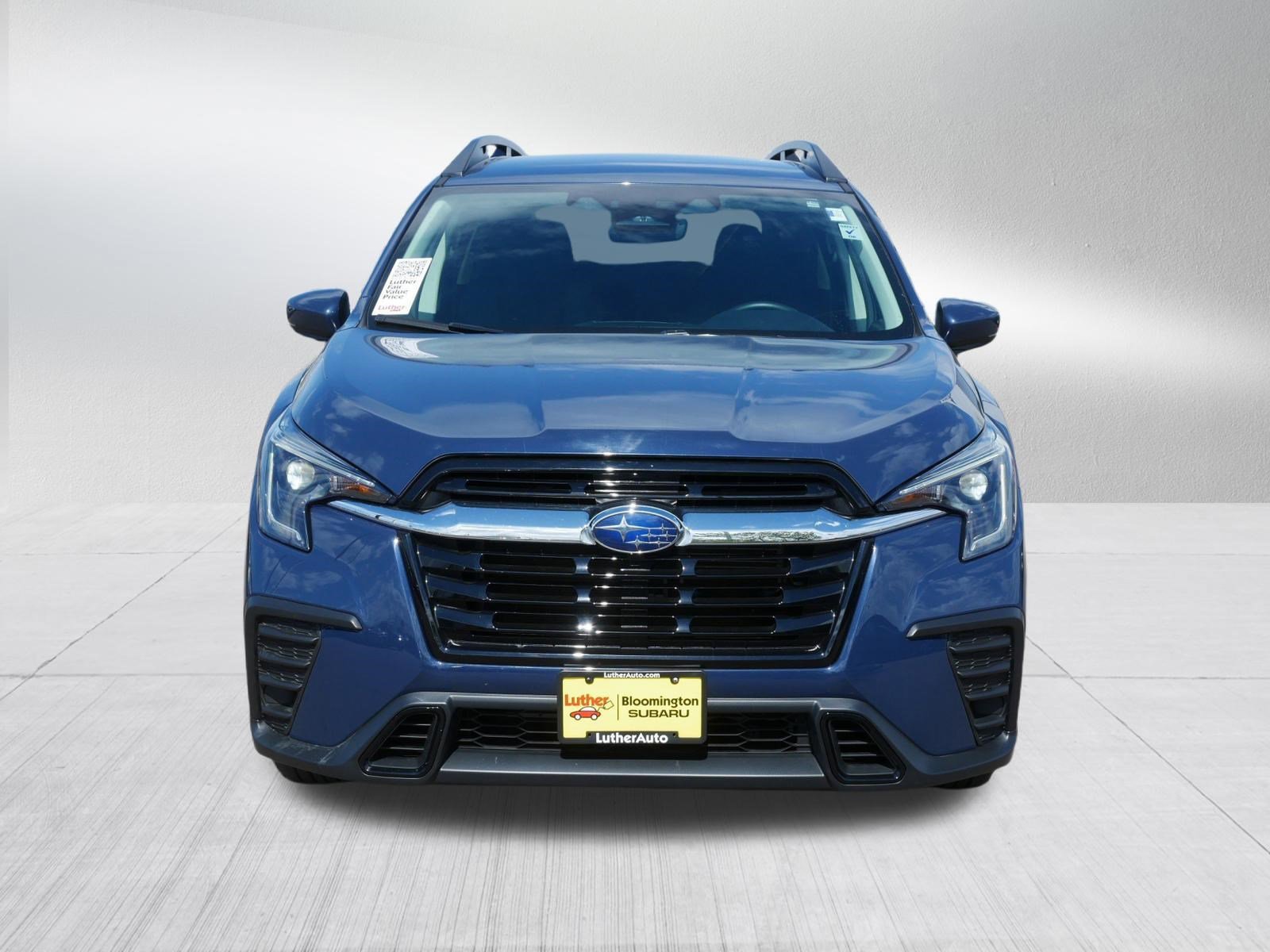 Certified Used 2025 Cosmic Blue Pearl Subaru Premium image 2