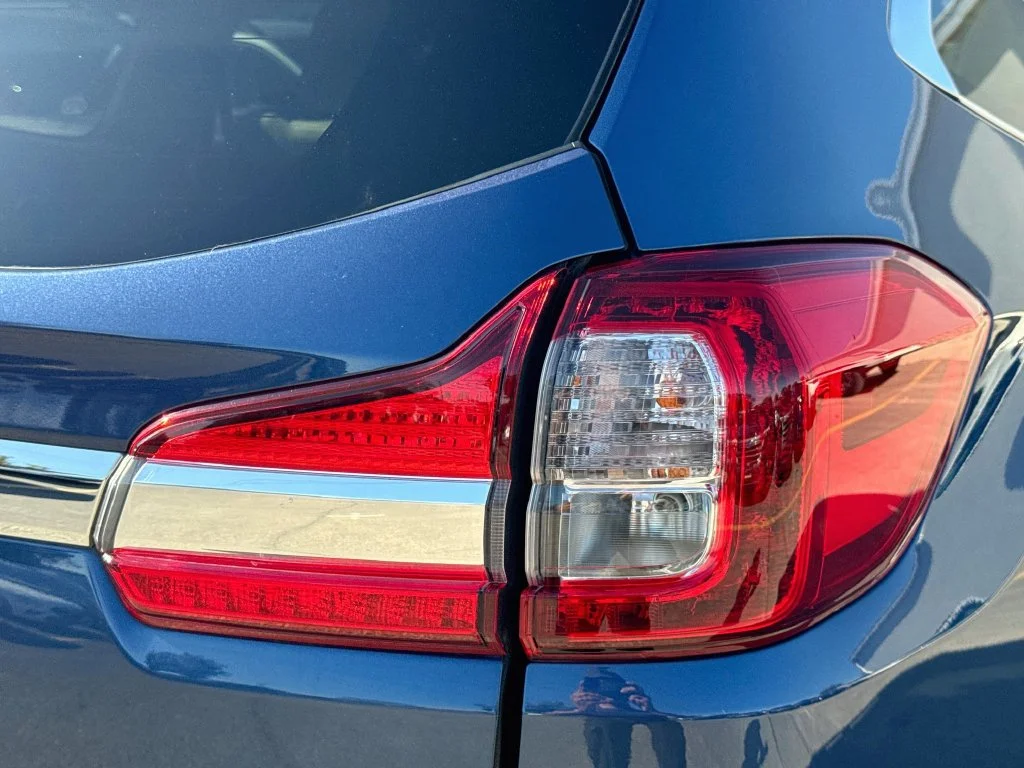 Used 2020 Blue Subaru Limited image 34