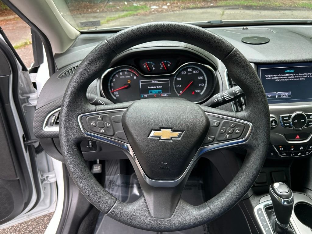 2017 Chevrolet Cruze LT - Photo 21