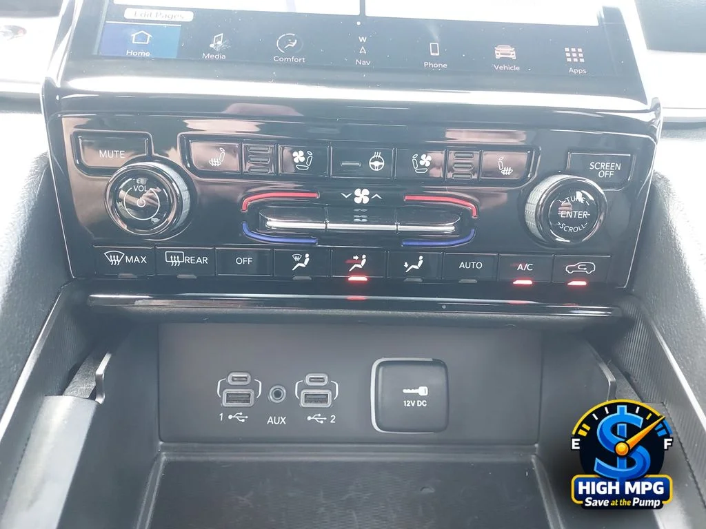 Used 2024 Black Jeep Limited image 20