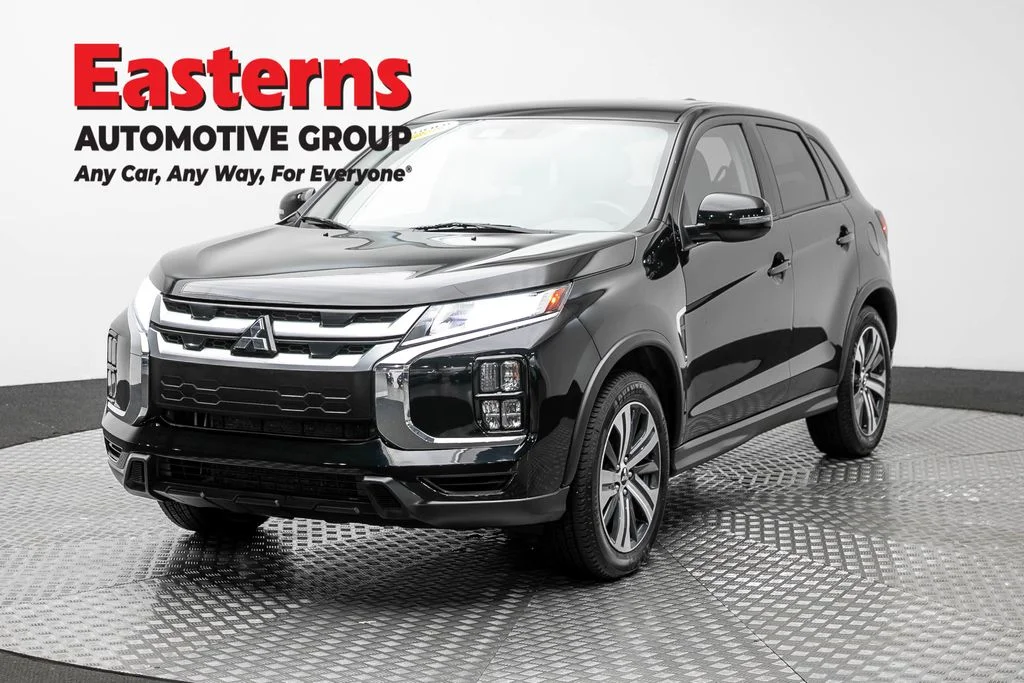 Used 2023 Black Mitsubishi 2.0 SE image 1