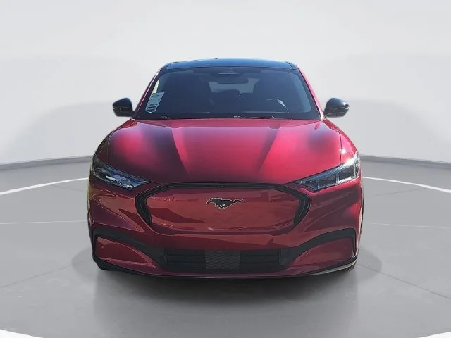Used 2023 Red Ford Premium image 8