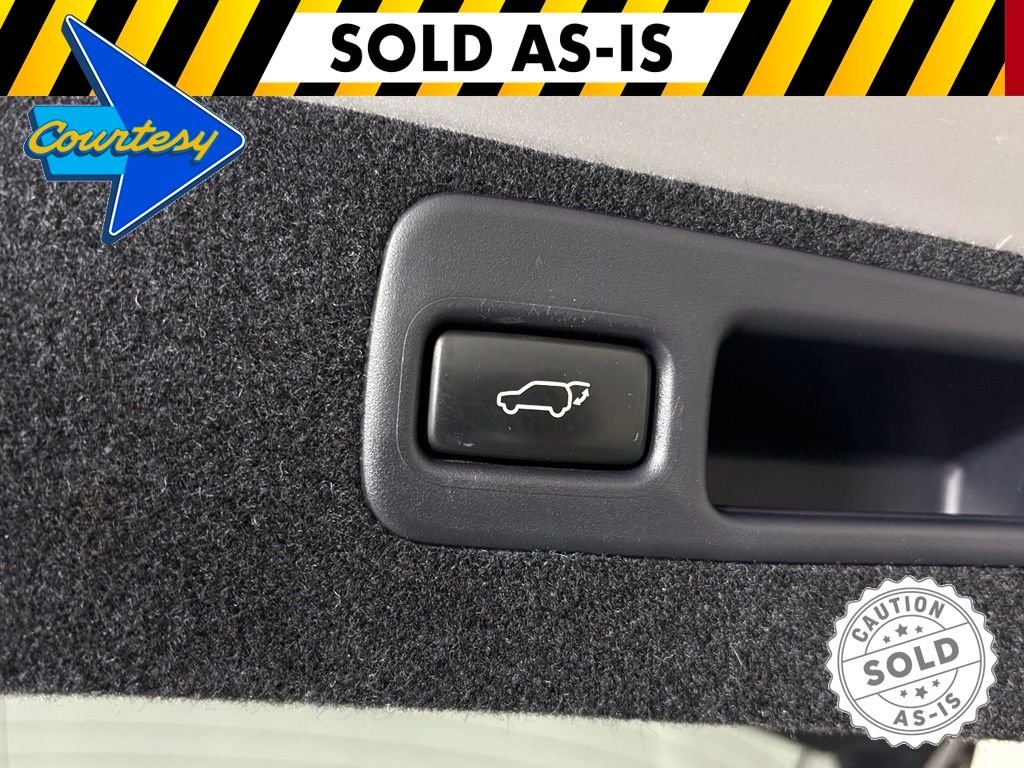 Used 2010 Silver Lexus 350 image 37