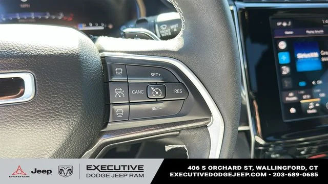 Used 2023 Black Jeep Altitude X image 13