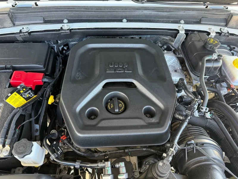 2025 Jeep Wrangler 4-Door Sahara - Photo 26