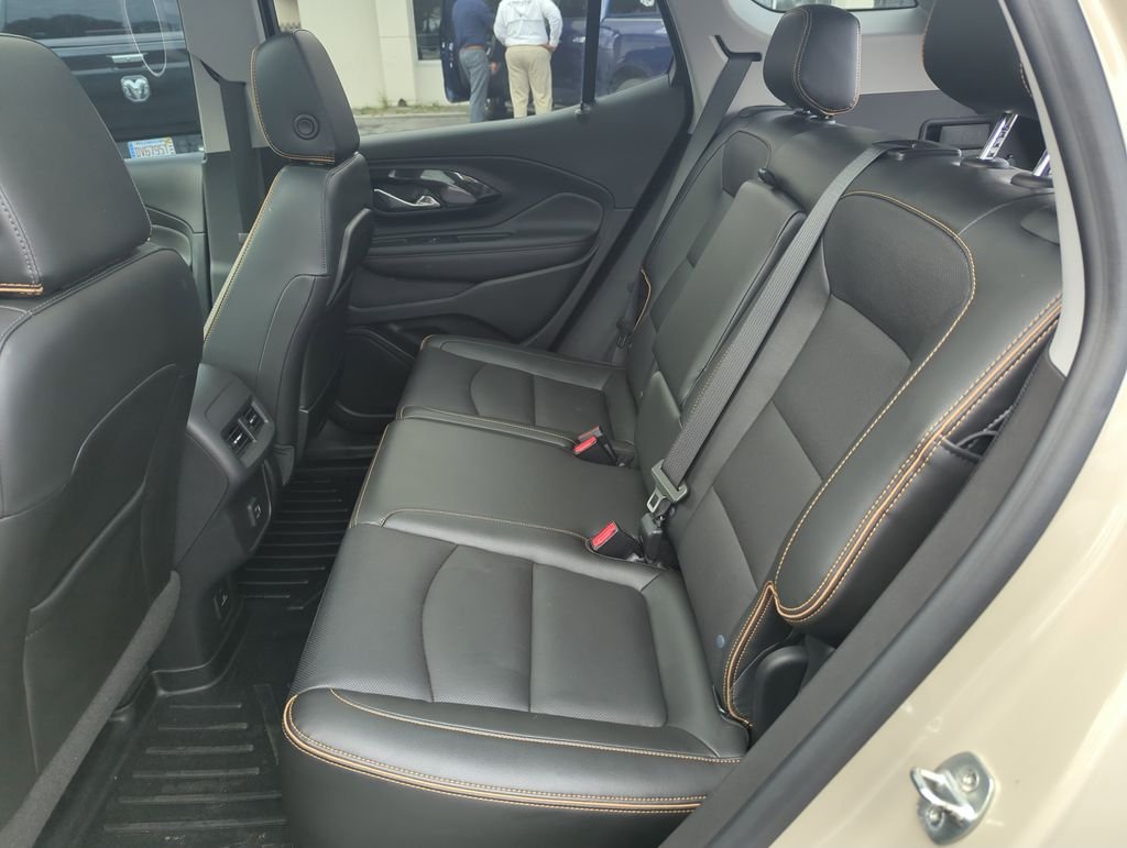 Used 2022 Beige GMC AT4 image 29