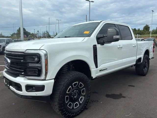 Used 2025 White Metallic Ford Platinum image 3