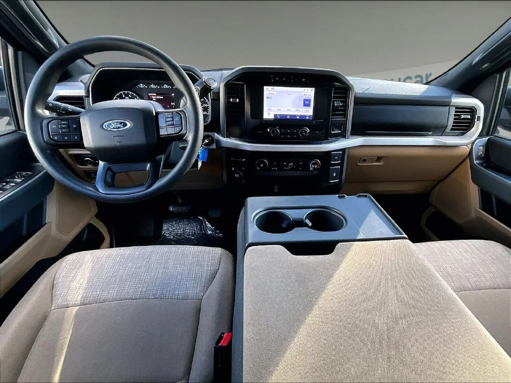 Used 2023 Black Metallic Ford XLT image 16