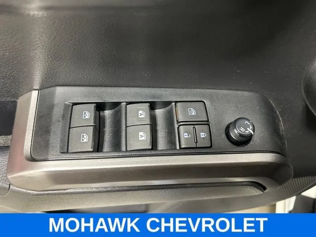 Used 2023 White Toyota SR5 V6 image 22
