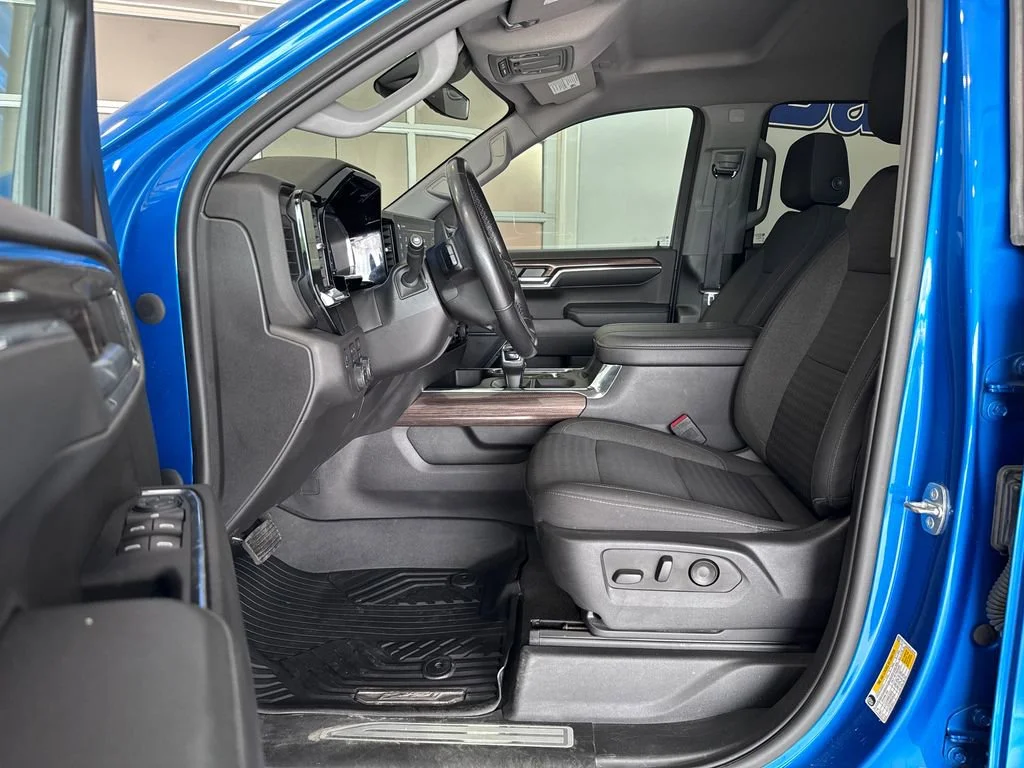 2023 Chevrolet Silverado 1500 LT Trail Boss - Photo 11