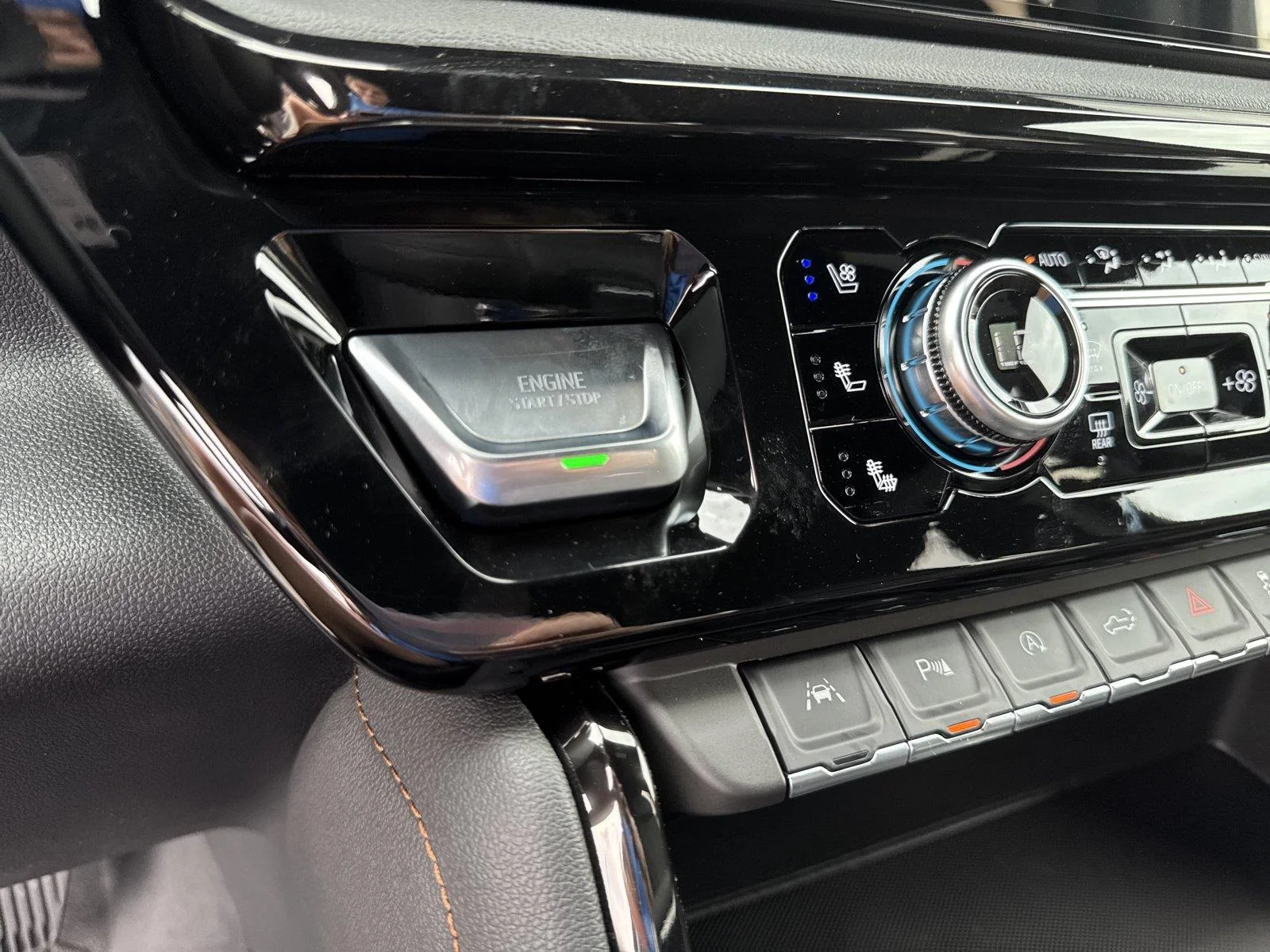 2026 GMC Sierra 1500 AT4 - Photo 23