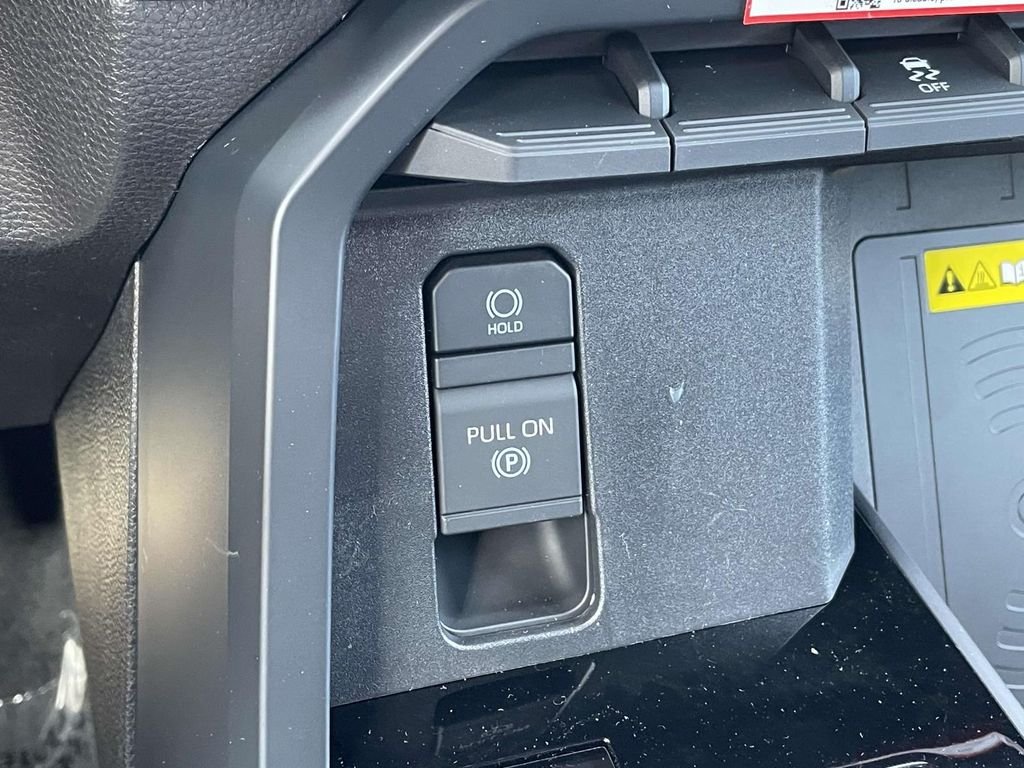 2025 Toyota Tundra SR5 - Photo 40