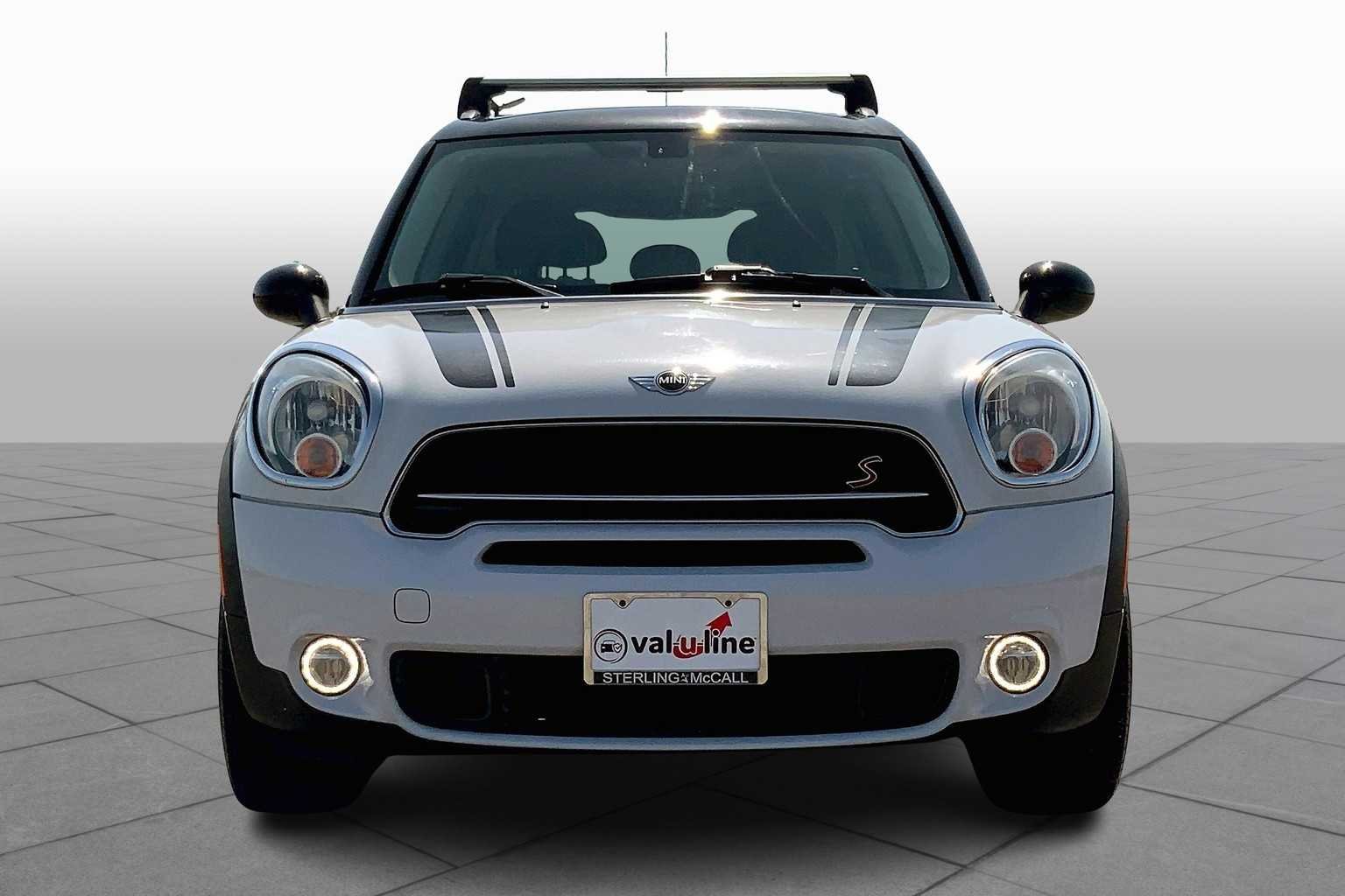 Used 2016 Light White MINI S image 4