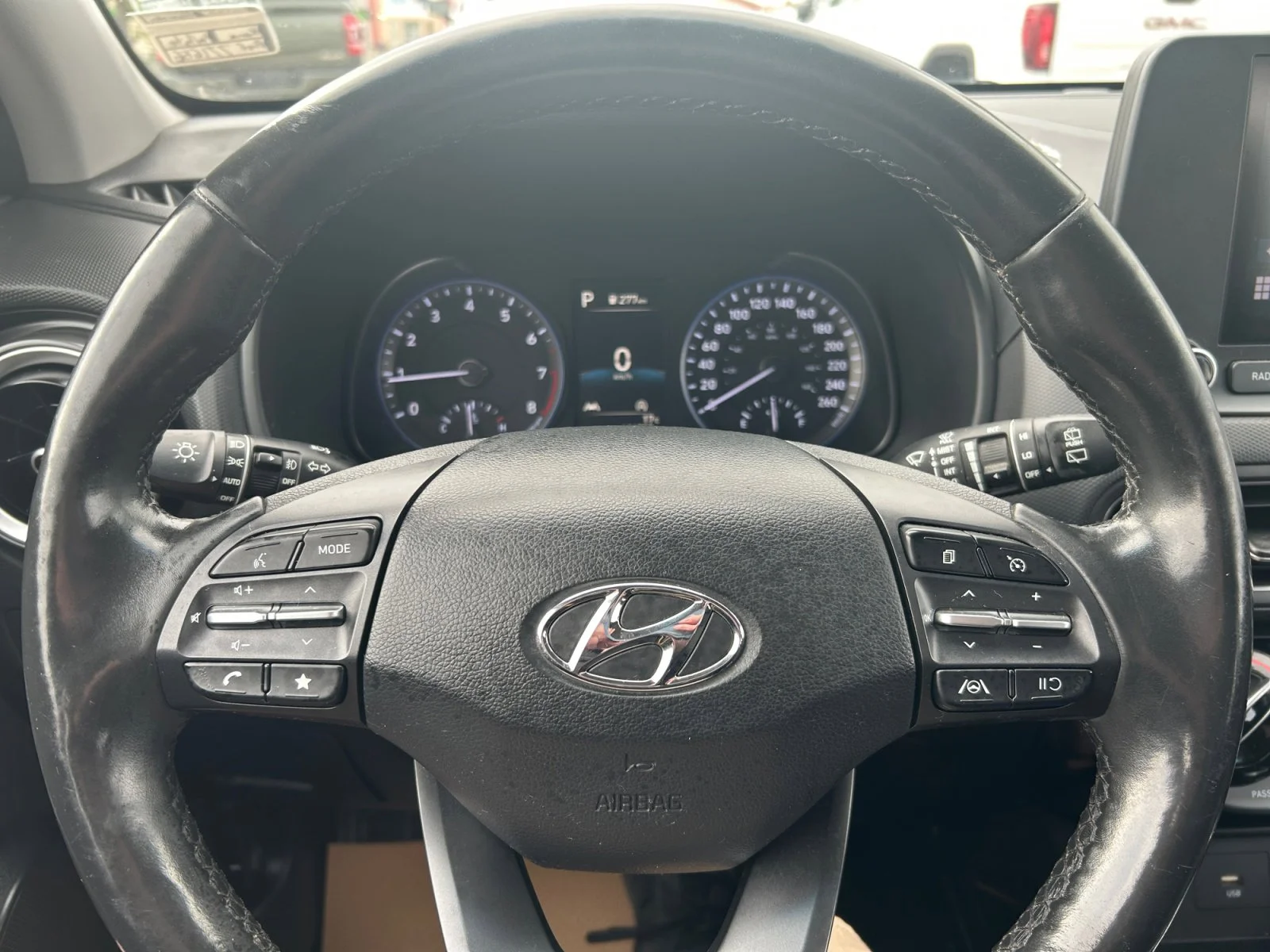 Used 2022 White Hyundai Preferred AWD image 21