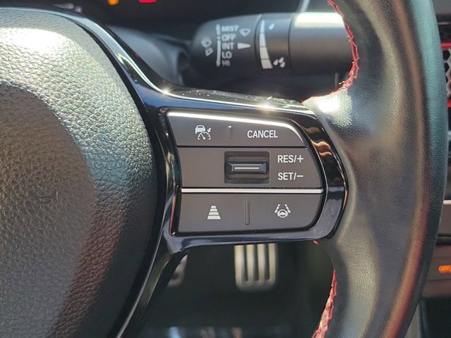 Used 2024  Honda Base image 25