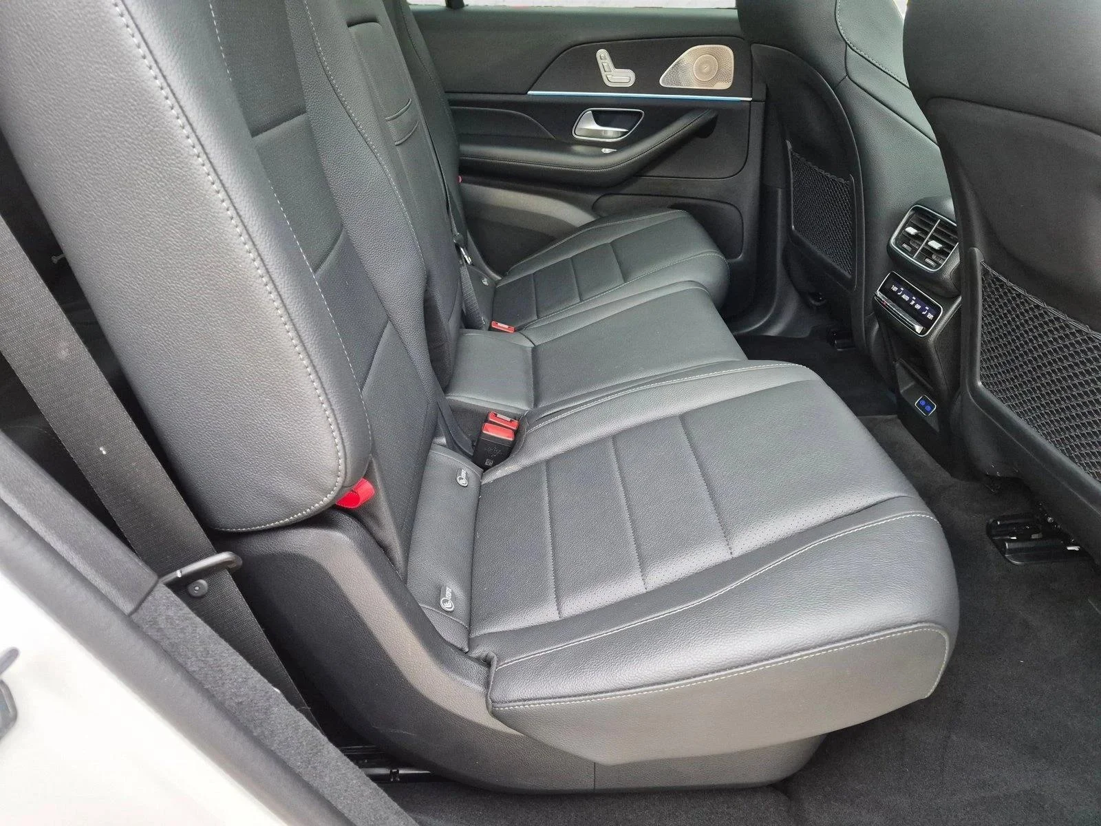 Used 2025 Polar White Mercedes-Benz GLS 450 image 21