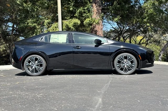 New 2027 Inked Toyota  XLE image 3