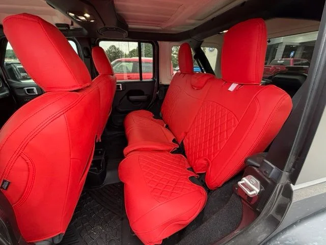 Used 2020 Gray Jeep Unlimited Sport S image 15