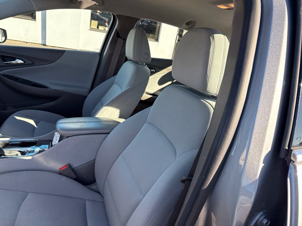 Used 2024 Sterling Gray Metallic Chevrolet 1LT image 32