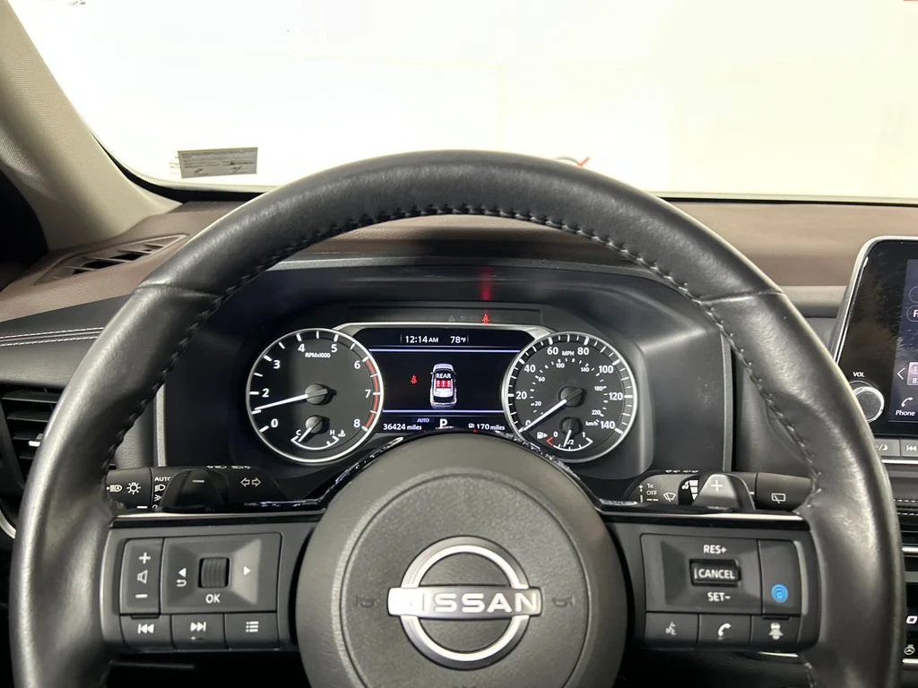 Used 2023 Silver Nissan SV image 13