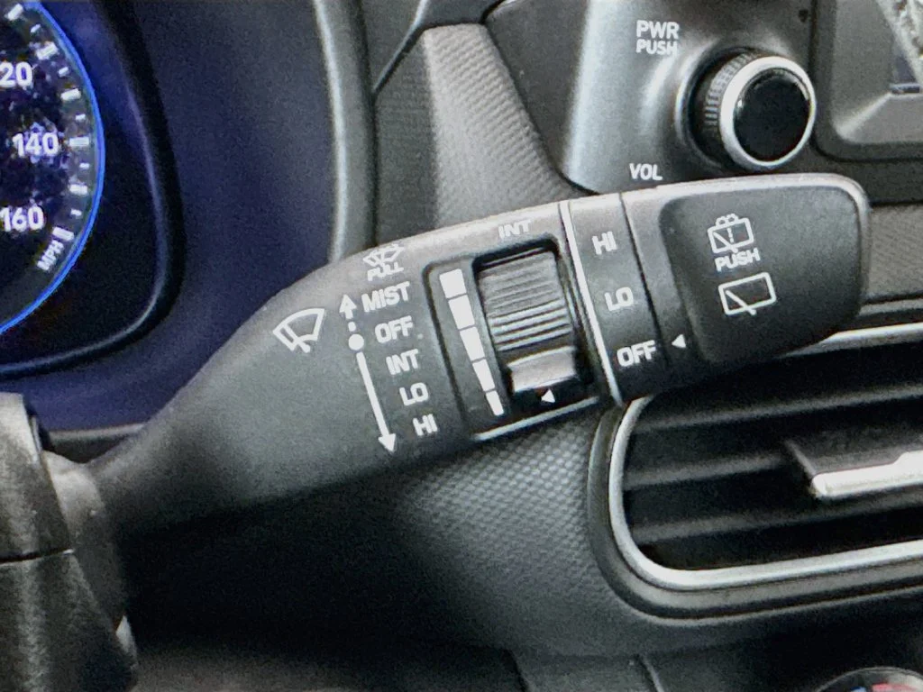 Used 2019 Red Hyundai SEL image 13