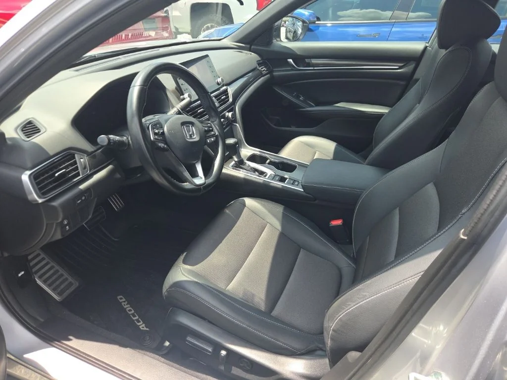Used 2022 Gray Honda Sport image 3