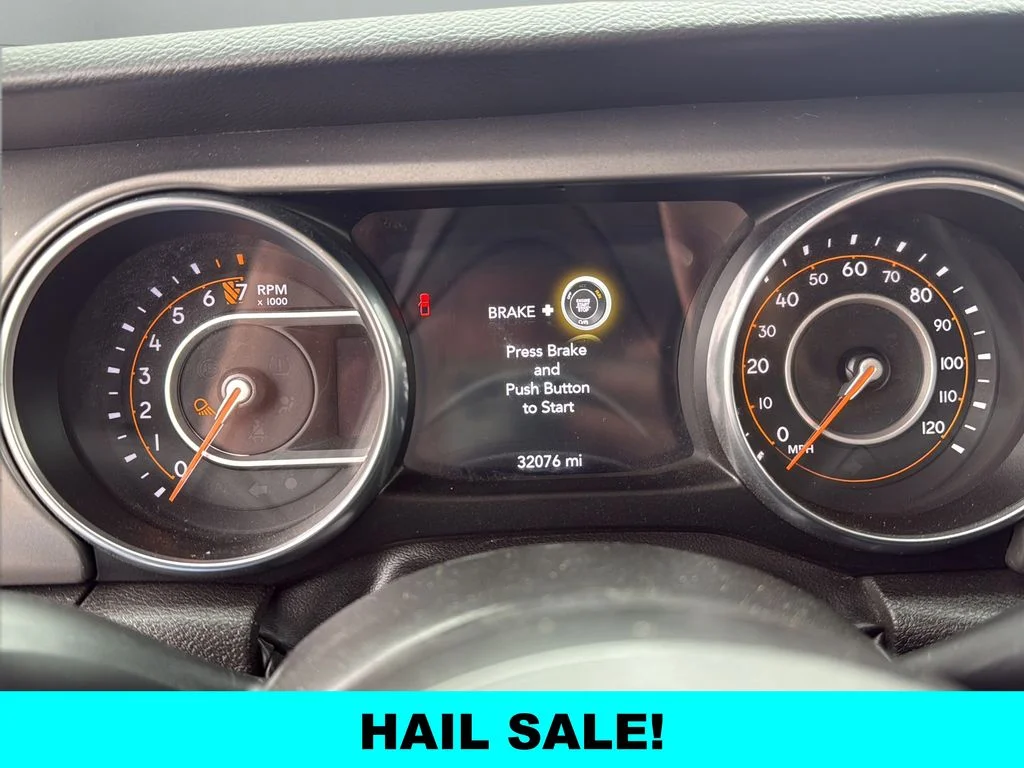 Used 2023 Silver Jeep Sport S image 13