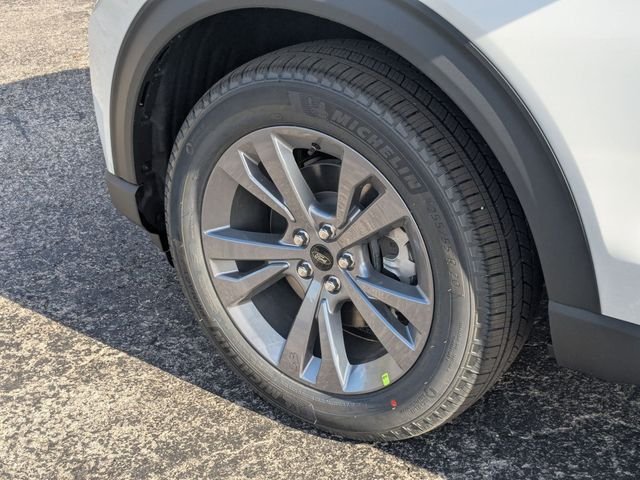 New 2026 Star White Metallic Tri-Coat Ford Active image 26