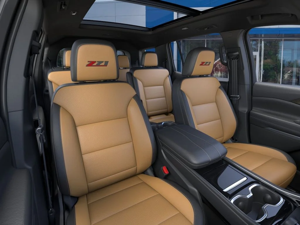 New 2027 Black Chevrolet Z71 image 16
