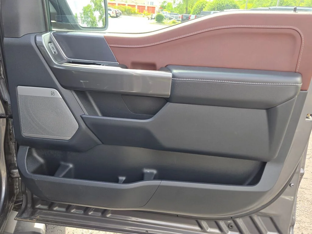 Used 2023 Gray Ford Lariat image 8