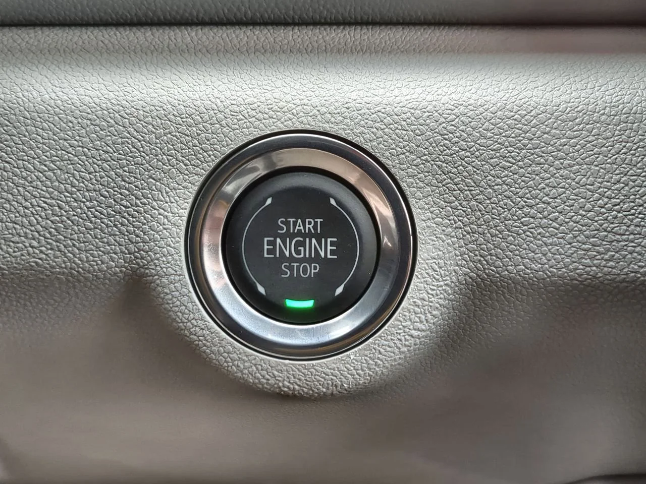 New 2026 Summit White GMC Denali image 17
