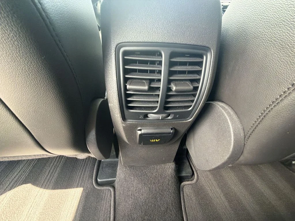 Used 2017 White Ford Titanium image 28