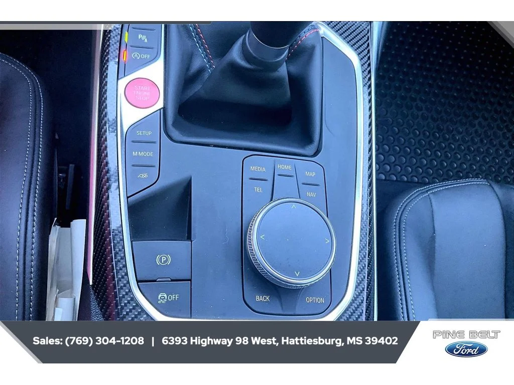 Used 2024 Brooklyn Gray Metallic BMW Base image 22