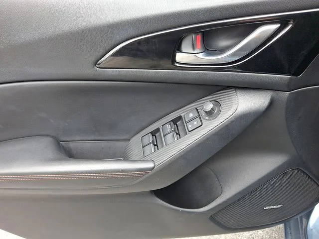Used 2014 Blue Mazda s Grand Touring image 14