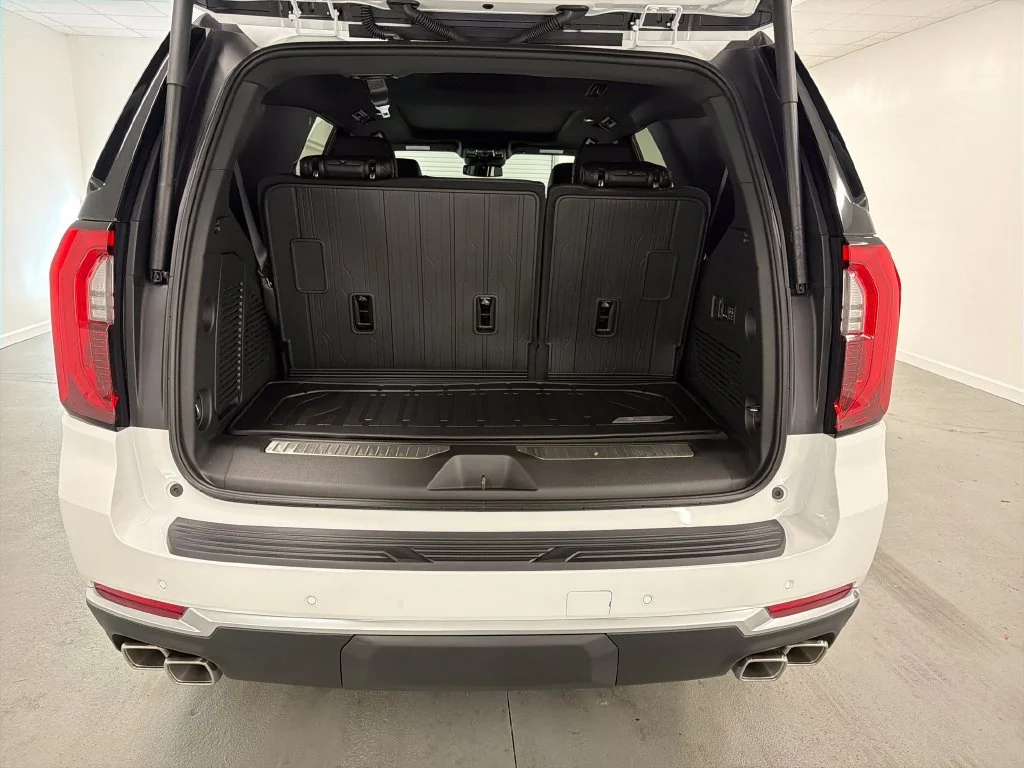 New 2027 Summit White GMC Denali image 8