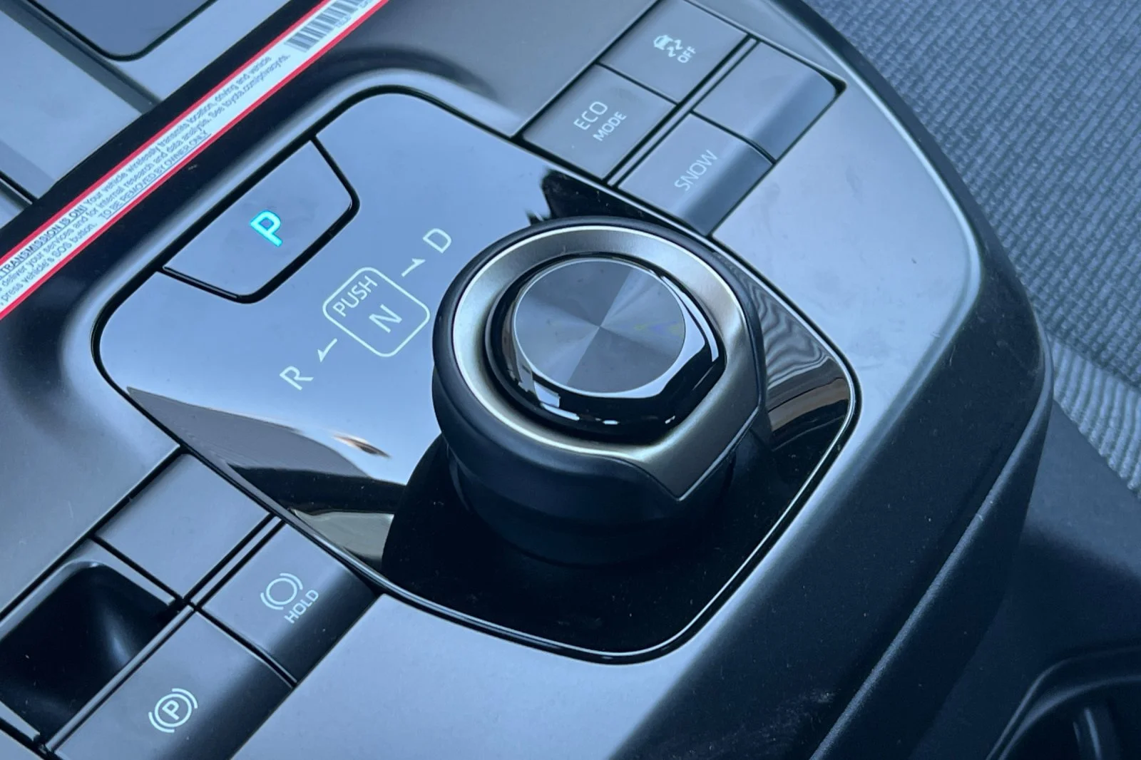 New 2027 Wind Chill Pearl <sup>1</sup> Toyota  XLE image 17