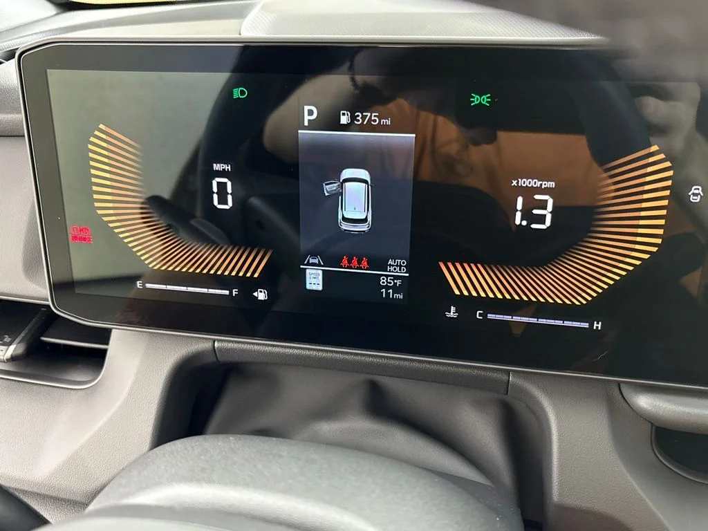 New 2027 Terrain Brown / Black Roof Kia X-Line S image 31