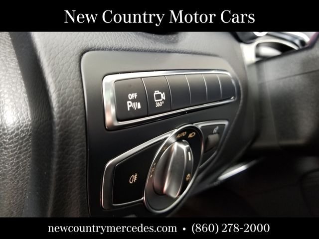 Used 2018 Black Mercedes-Benz GLC 300 image 27