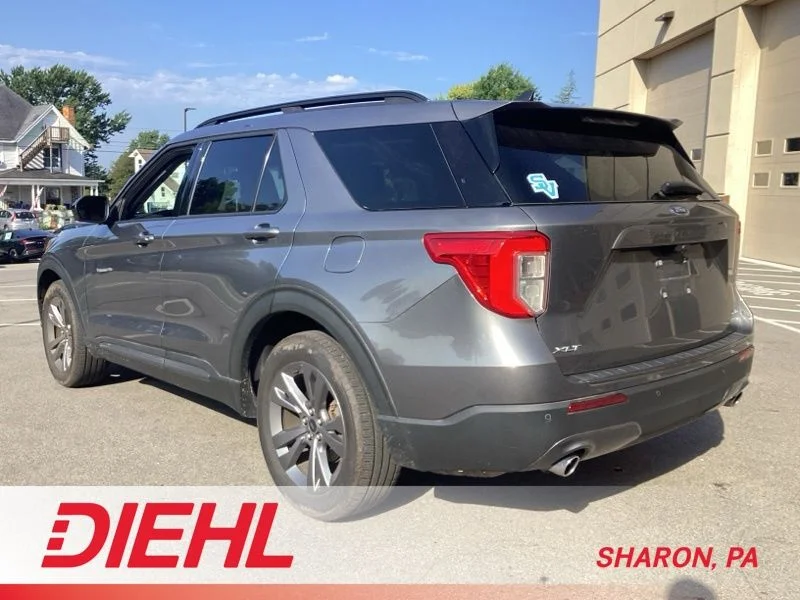 Used 2022 Gray Ford XLT image 5