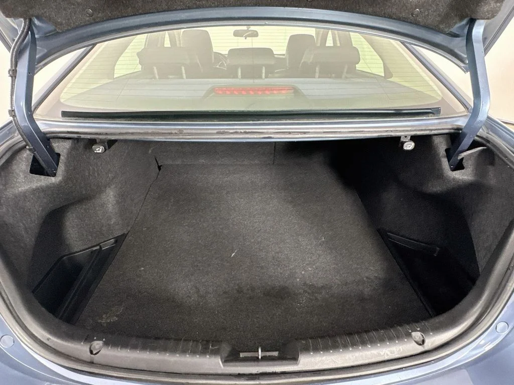 Used 2015 Blue Reflex Mica Mazda i Touring image 29